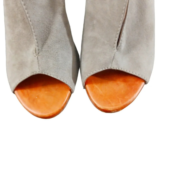 Anthropologie Latitude Femme Soft Taupe Suede Sandal Wedge Heels Open To… - Picture 3 of 10